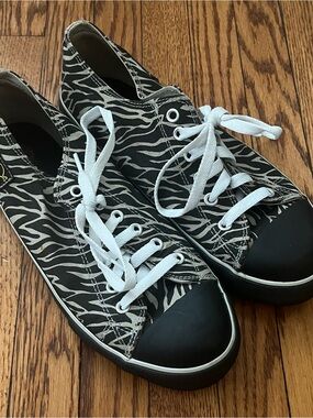 Emily the Strange Black Zebra-Print Canvas Shoes